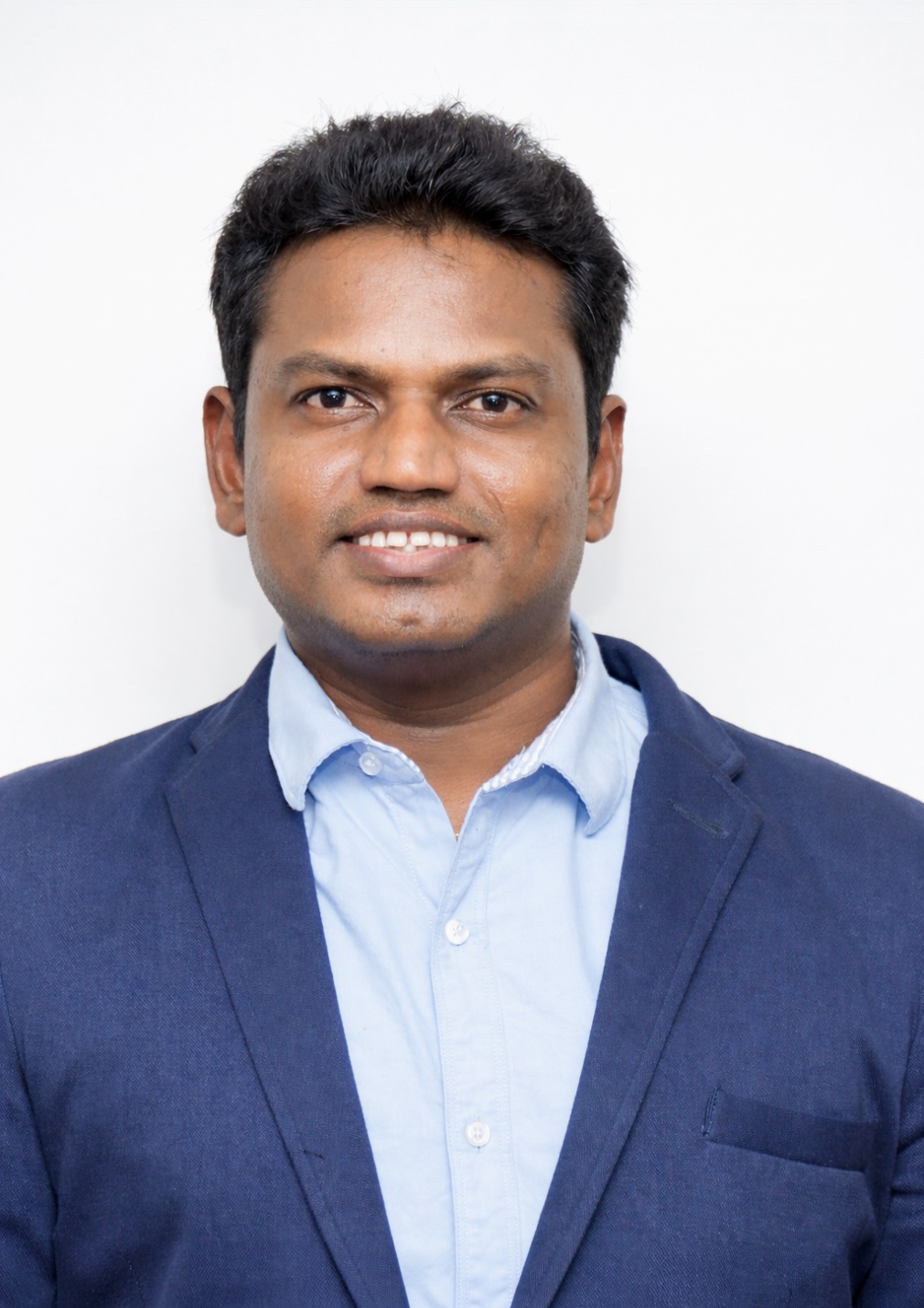 Dr. R. Murugan